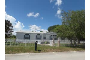 3246 Nancy Avenue, Mims