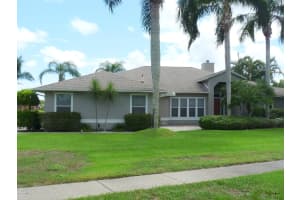 211 Lake Shore Drive, Merritt Island