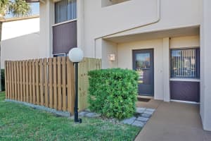 2275 Golf Isle Drive 211, Melbourne 2275 Golf Isle Drive 211, Melbourne