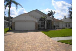 676 Heather Stone Drive, Merritt Island