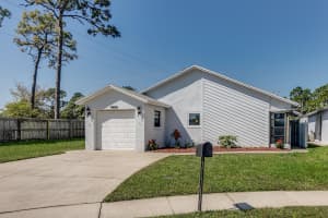 3670 Brentwood Court, Melbourne