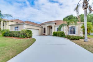 2801 Englewood Drive, Melbourne