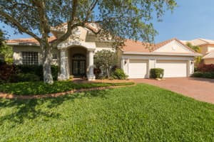 744 Nicklaus Drive, Melbourne