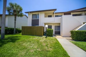 2275 Golf Isle Drive 221, Melbourne 2275 Golf Isle Drive 221, Melbourne