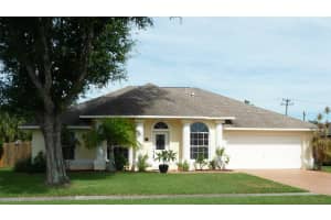 899 Hunters Creek Drive, West Melbourne