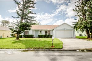 2365 Shady Oak Road, Melbourne 2365 Shady Oak Road, Melbourne