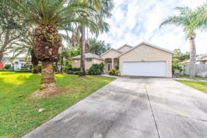 3602 Twelve Oaks Circle, Merritt Island