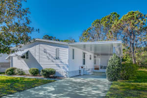 4394 Twin Lakes Drive, Melbourne