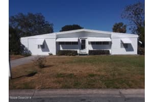 718 Lund Circle, Melbourne