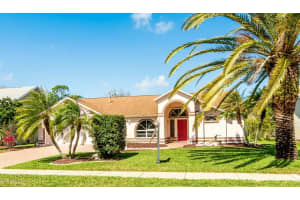 880 Hunters Creek Drive, West Melbourne