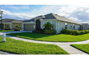1406 Dittmer Circle Se, Palm Bay