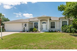 3725 Wilson Place, Melbourne