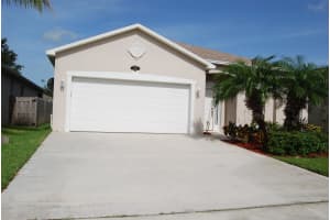 1638 Maeve Circle, West Melbourne 1638 Maeve Circle, West Melbourne