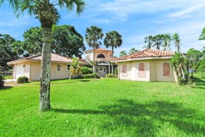 3225 Fairview Drive, Melbourne