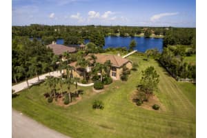 3901 Rambling Acres Drive, Titusville