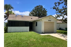 3707 Brentwood Court, Melbourne