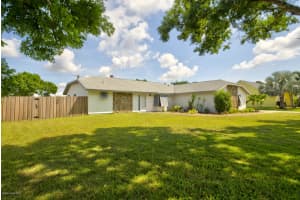 3170 Sabina Terrace, Melbourne