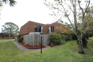 1913 Erin Court Ne, Palm Bay