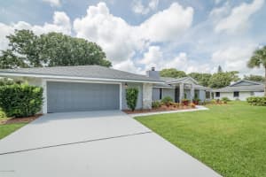 2320 Hamlet Drive, Melbourne