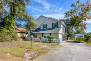 3205 Treetop Drive, Titusville