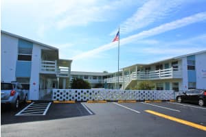 215 Circle Drive 23, Cape Canaveral