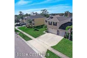 560 L M Davey Lane, Titusville