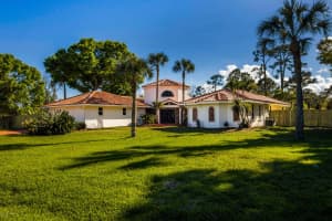 3225 Fairview Drive, Melbourne