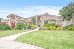 717 Oak Park Drive, Melbourne
