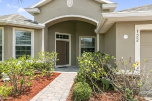 122 Broyles Drive Se, Palm Bay