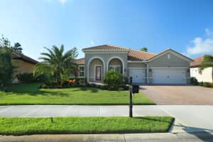 1434 Alto Vista Drive, Melbourne