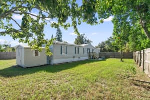 553 Nicklaus Circle, Cocoa