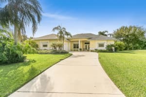 2171 Royal Oaks Drive, Rockledge