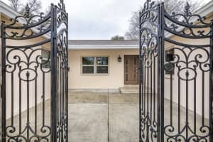 1245 La Brea Avenue, Titusville 1245 La Brea Avenue, Titusville