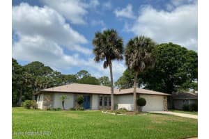 2279 Woodlawn Circle, Melbourne