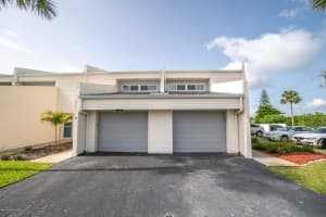 810 Poinsetta Drive, 12, Indian Harbour Beach