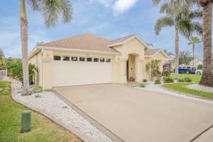 750 Ashbury Avenue, Melbourne