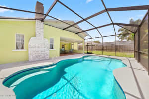 1636 Grandview Way, Melbourne
