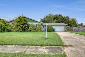 2920 Corbusier Drive, Melbourne