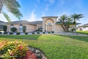 235 Lake Shore Drive, Merritt Island