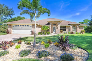 1697 Country Cove Circle, Malabar