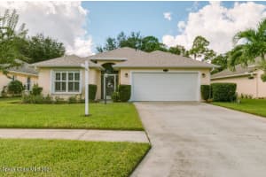 920 Tavernier Circle Ne, Palm Bay