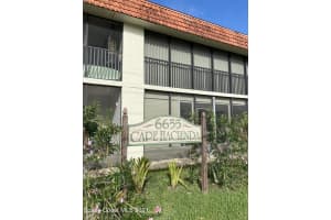 6655 Ridgewood Avenue, 201, Cocoa Beach