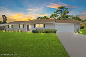 3273 Fairview Drive, Melbourne