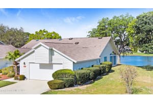 916 Ridge Lake Drive, Melbourne