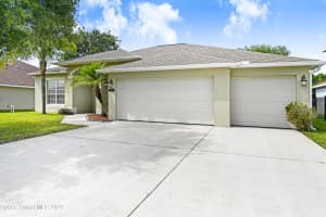 3485 Soft Breeze Circle, Melbourne