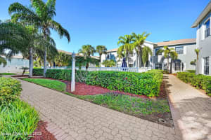 160 S Shepard Drive 13, Cocoa Beach 160 S Shepard Drive 13, Cocoa Beach