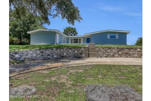 34 Fairglen Drive, Titusville