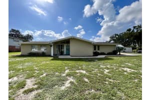 7 Fairglen Drive, Titusville