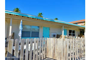 490 S Orlando Avenue, 11, Cocoa Beach