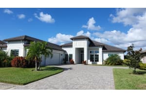 8111 Barrosa Circle, Melbourne